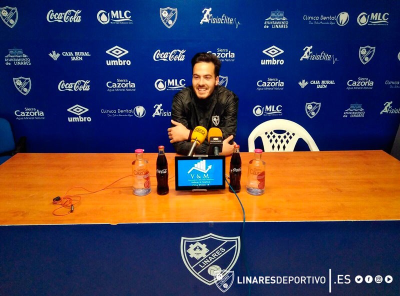 Arturo Cordero se marcha del Linares Deportivo
