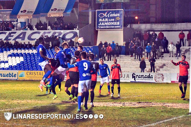 El Linares Deportivo arranca el año con una goleada al San Pedro