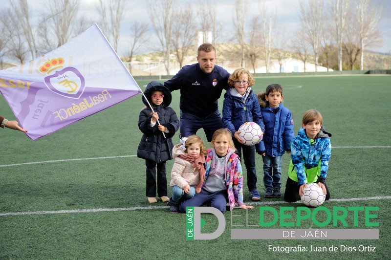 El Real Jaén celebra una jornada de puertas abiertas en su entrenamiento matinal