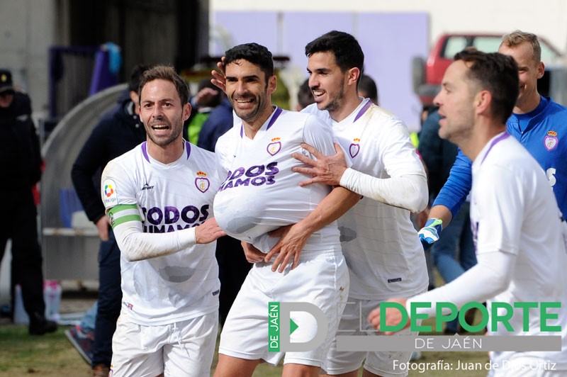 Rivera anota el gol de la justicia en el descuento y da la victoria al Real Jaén