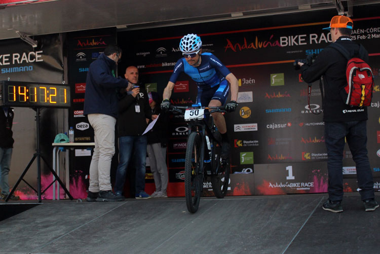 Manuel ‘Triki’ Beltrán completa su octava participación en la Andalucía Bike Race