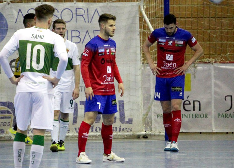 El Mengíbar FS afronta un derbi igualado en la puja por el playoff