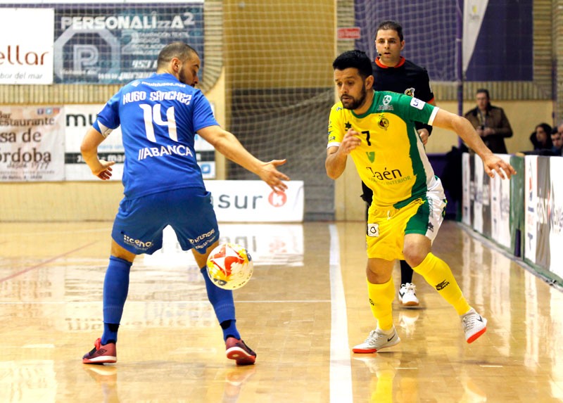 El potencial del Jaén recae sobre el Santiago Futsal