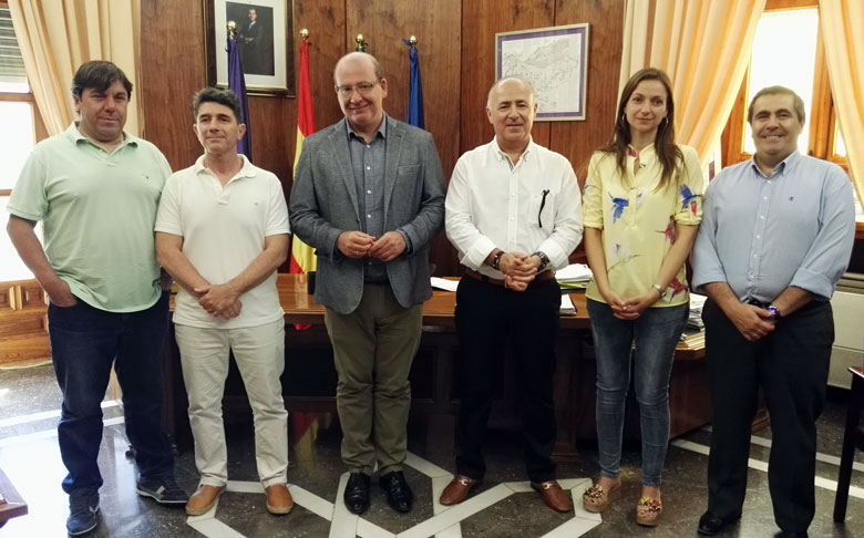 Reunión entre Ayuntamiento y Jaén FS para seguir en la línea de colaboraciones