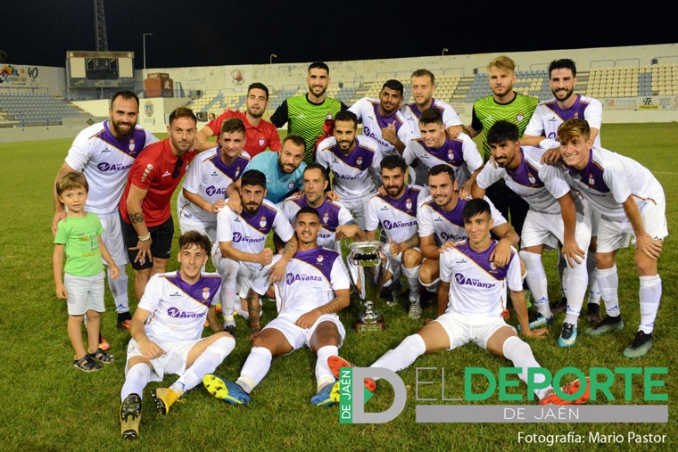 El Real Jaén vence al Motril y se adjudica el III Trofeo Mancomunidad Costa Tropical