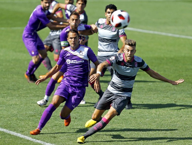 El Real Jaén vence por la mínima en el amistoso matinal de Granada