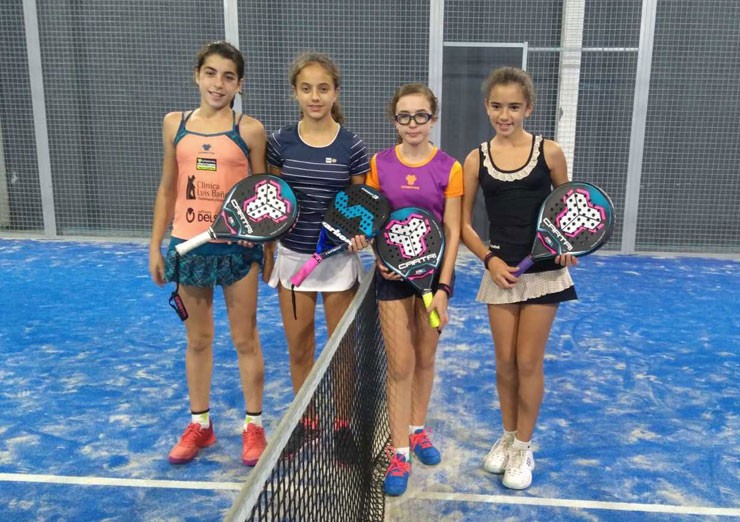 La joven jiennense Alicia Merenciano, campeona de la 5ª prueba del Circuito Andaluz de Menores de padel