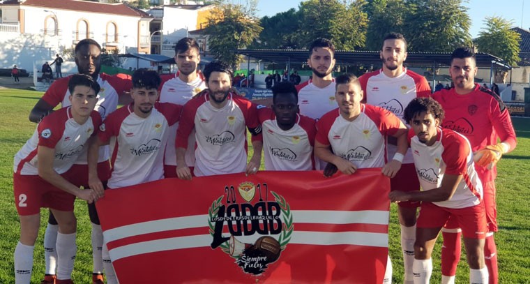 El Martos CD sufre ante el Huétor Vega su primera derrota como local