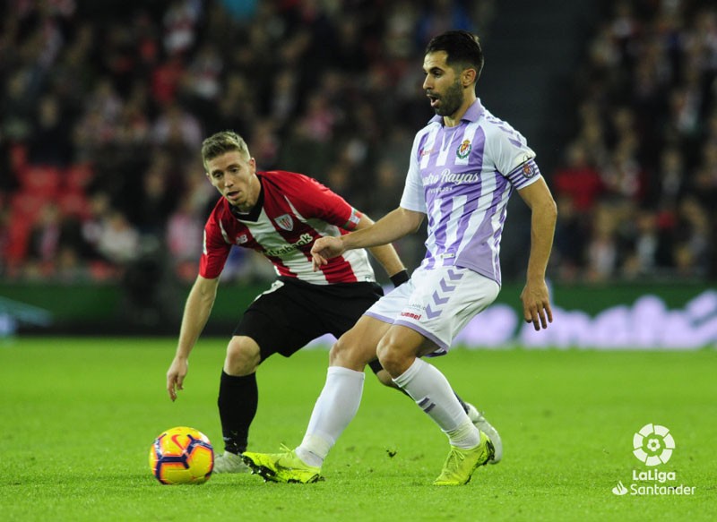Javi Moyano regresa al once inicial en el empate del Valladolid en San Mamés
