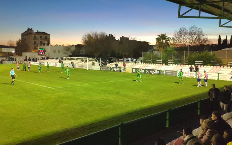 El Atlético Mancha Real se lleva los tres puntos en el derbi contra el Torredonjimeno