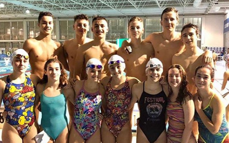 Notable actuación de los nadadores del CN Santo Reino en el Andaluz Infantil
