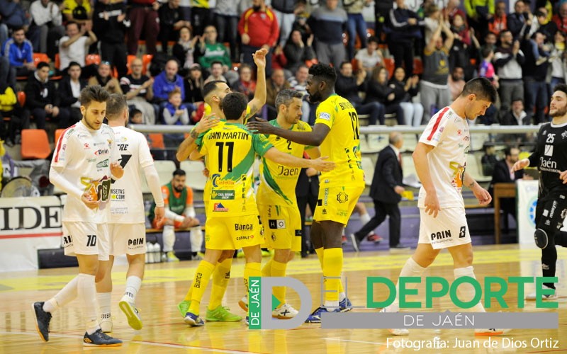 El Jaén FS recupera su buen nivel en la victoria frente a Segovia Futsal