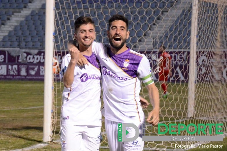 El Real Jaén certifica el playoff con un triunfo sobre el CD Torreperogil