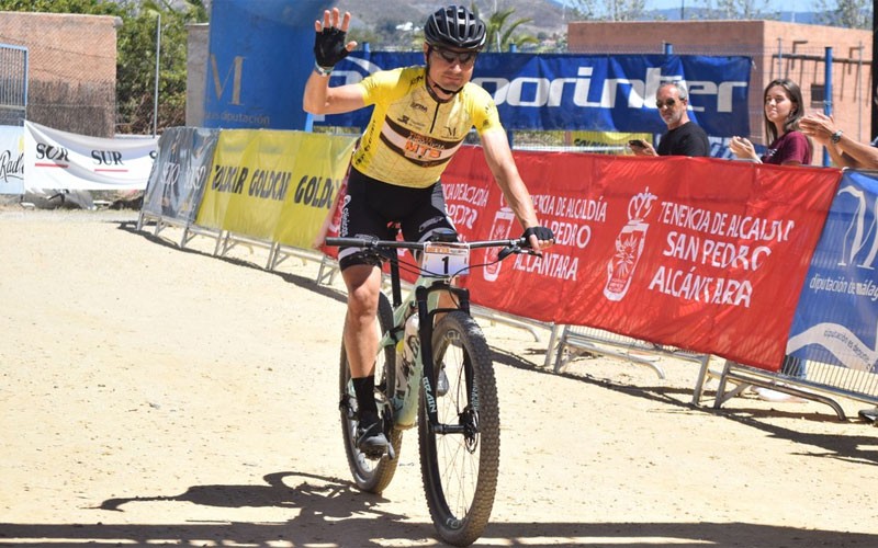 José Luis Carrasco revalida el título en la Vuelta Andalucía MTB 2019