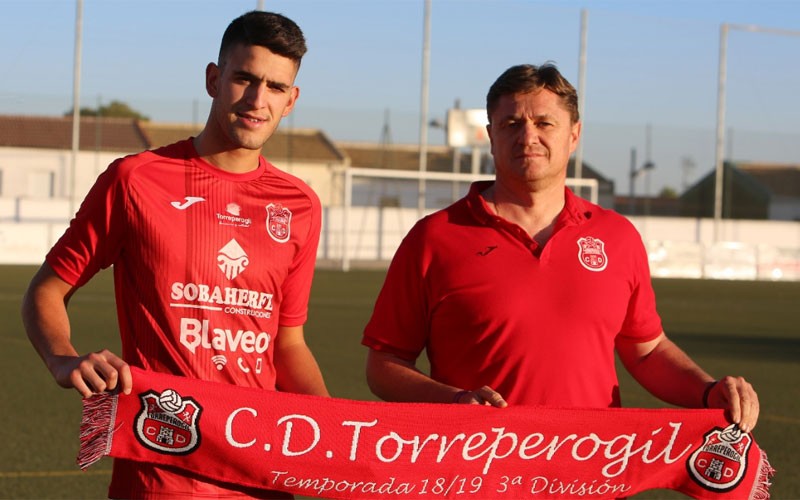 Pedro López, nuevo jugador del CD Torreperogil