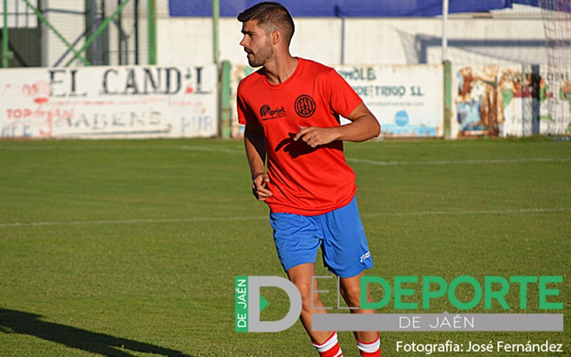 Francis Martos y David Rus continuarán vistiendo la camiseta del UDC Torredonjimeno