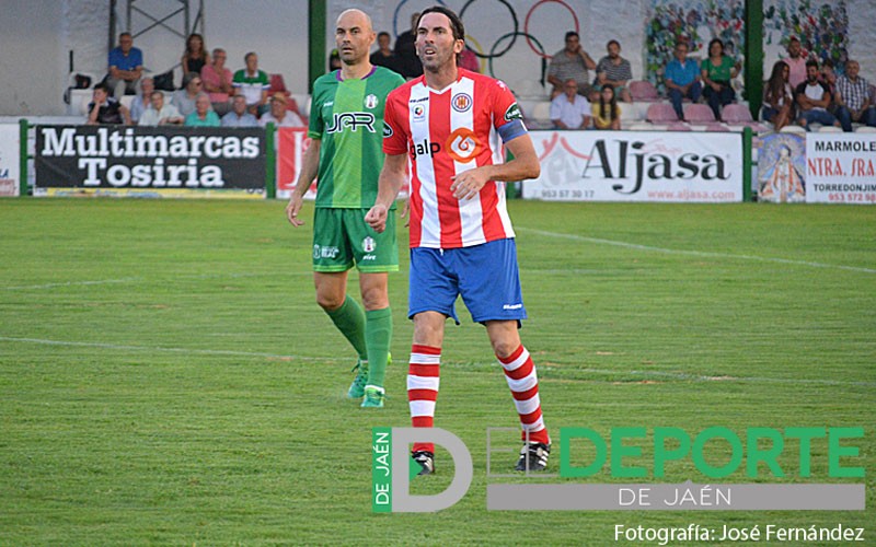 Rubén Ureña pone punto y final a su etapa en la UDC Torredonjimeno