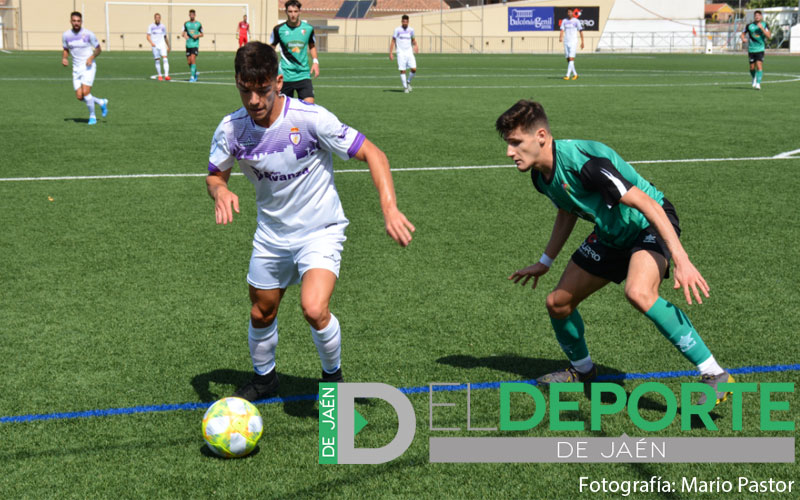 El Real Jaén se lleva los tres puntos ante el Huétor Vega