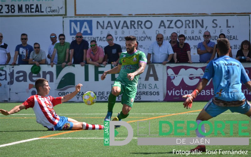 Manu Castillo devuelve la sonrisa al Atlético Mancha Real