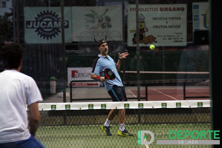 Evoluciona con una alta participación el segundo fin de semana del XX Torneo de Pádel ‘Ciudad de Úbeda’