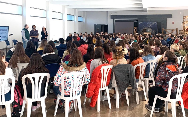 La Universidad de Jaén imparte cursos de primeros auxilios entre el futuro profesorado