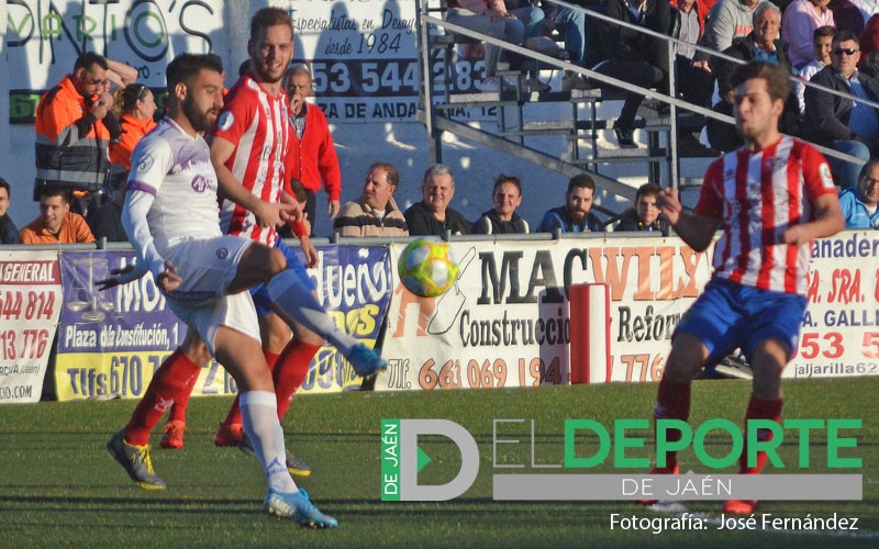 Una genialidad de Fran Hernández le da el triunfo al Real Jaén en Porcuna