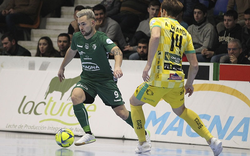 Una mala primera mitad condena al Jaén FS a caer derrotado ante Osasuna