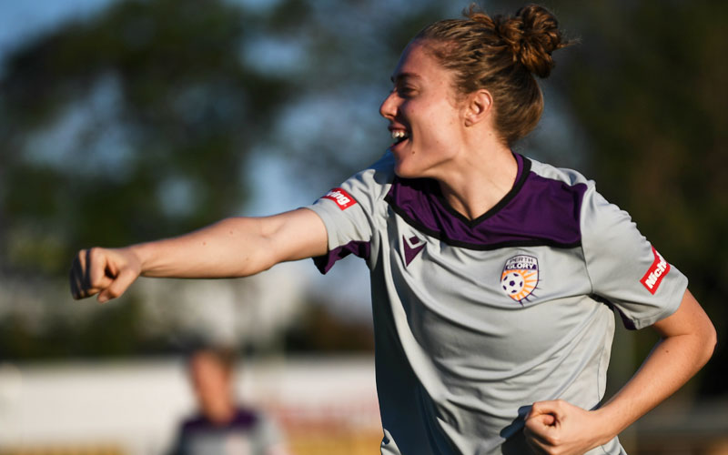 Perth Glory destaca a Celia Jiménez como mejor jugadora del pasado curso