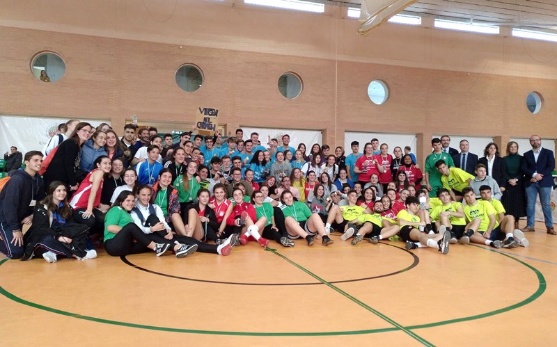 Un total de 1.100 jóvenes participan en la primera sesión del Trofeo Acceso Universidad de Jaén