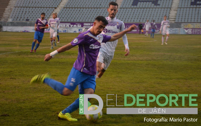 El Real Jaén empata ante el Motril y se mantiene fuera del playoff