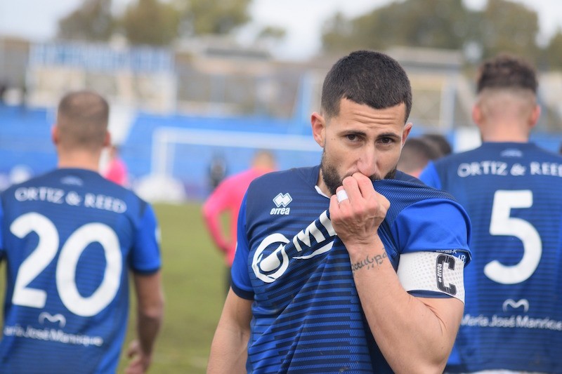 El capitán del Linares Deportivo, Jonathan Rosales, cuelga las botas