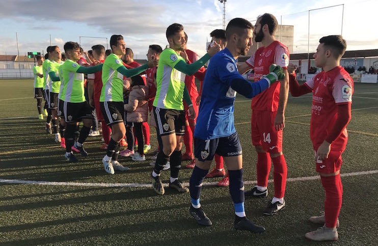 El Torreperogil cae derrotado ante la UD Almería B