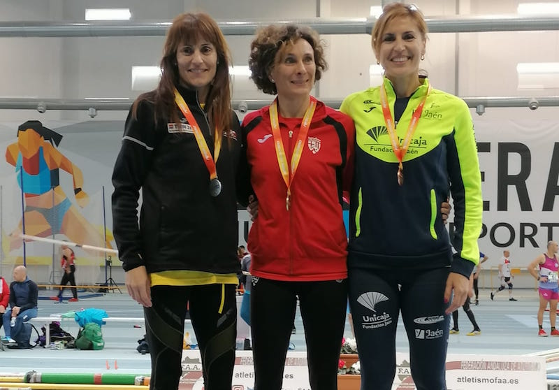 Las medallas marcaron el fin de semana del Unicaja Atletismo