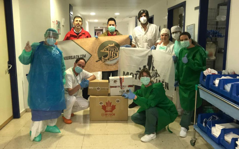 Enduro Jaen y Moto Jaén donan material sanitario por valor de 2.300 euros