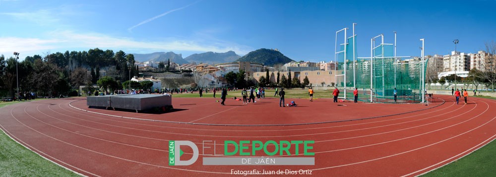 El Ayuntamiento de Jaén inicia el proyecto para la pista de atletismo de 8 calles