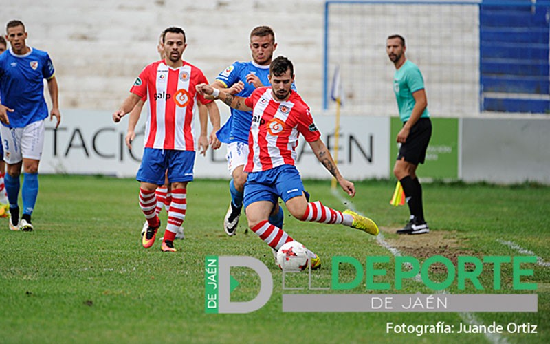 Adri seguirá capitaneando a la UDC Torredonjimeno