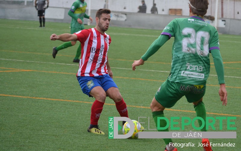 Chiqui seguirá capitaneando al Atlético Porcuna