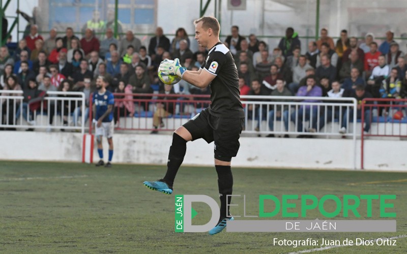 Emilio Muñoz causa baja en el Atlético Porcuna