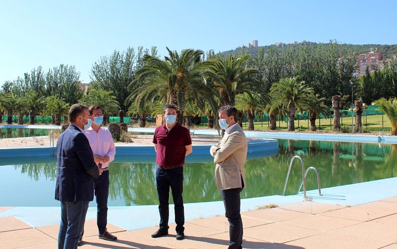 El Ayuntamiento invierte cerca de 40.000 euros en la adecuación y mantenimiento de la piscina de Las Fuentezuelas