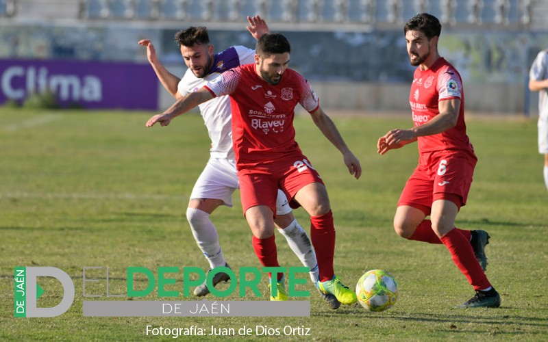 Fran, Niza y Trillo defenderán la camiseta de CD Torreperogil una campaña más
