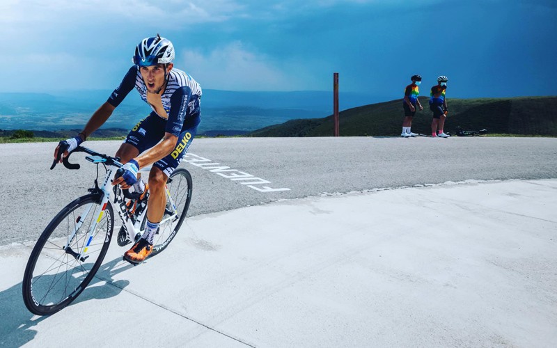 Díaz Gallego da el callo en la competida Vuelta a Burgos con un top 20 de calidad