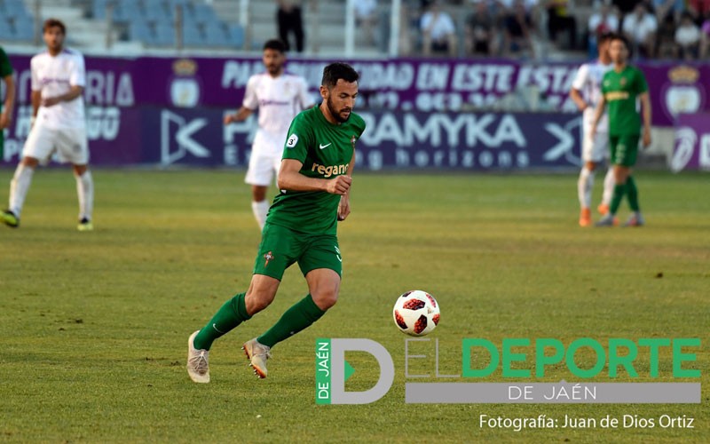 El jiennense Miguel Villarejo, nuevo jugador del Linares Deportivo