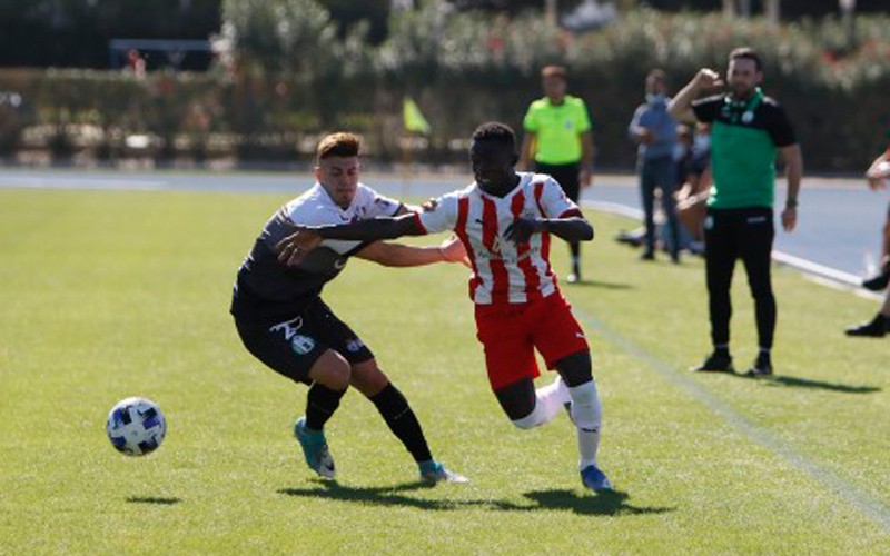 Serio debut del Mancha Real para sacar un punto ante el Almería B