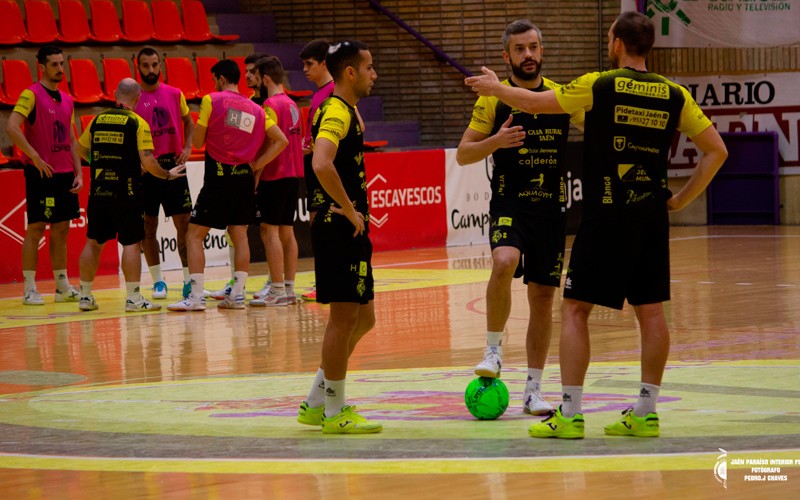 Los jugadores del Jaén FS vuelven a entrenar tras los positivos por Covid