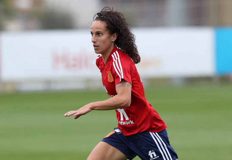 María Alharilla vuelve a una convocatoria de la selección española de fútbol