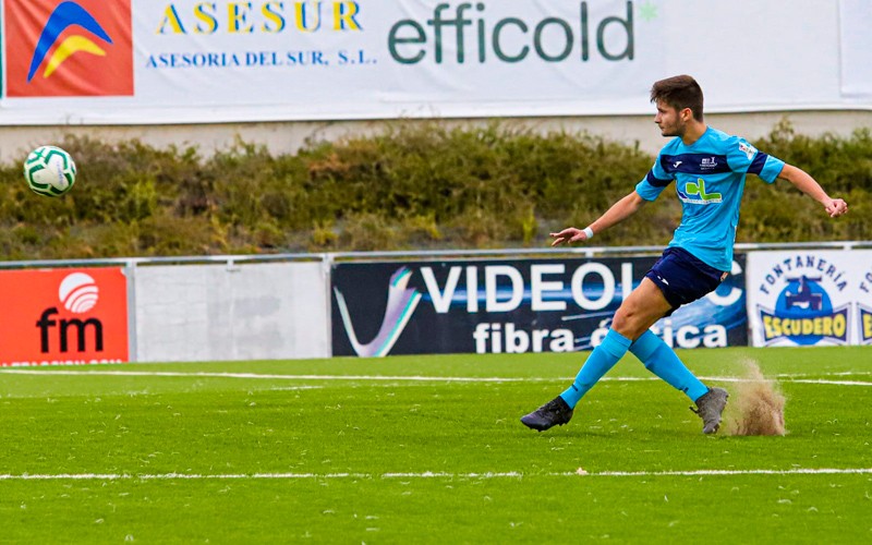 Migue, último fichaje en un Atlético Porcuna que reanuda los entrenamientos