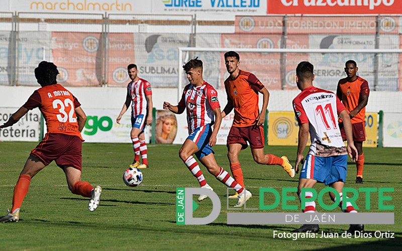 Los jugadores del Torredonjimeno eligen dorsales para el nuevo curso