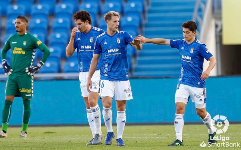 Carlos Hernández cumple 100 partidos con la camiseta del Oviedo