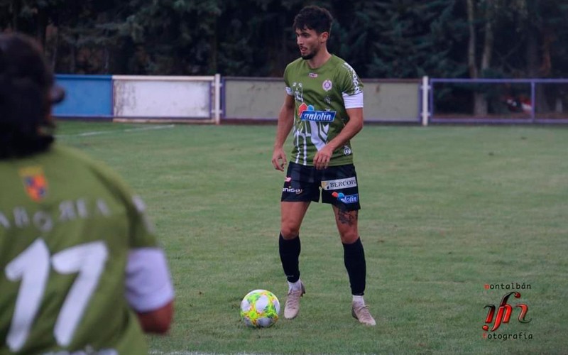 El Real Jaén incorpora al lateral izquierdo Adrián Romero