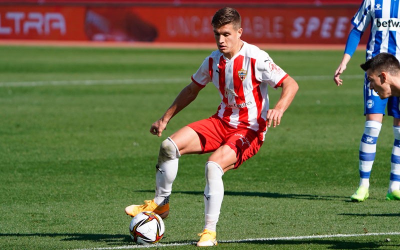 Corpas cumple 100 partidos con la camiseta del Almería